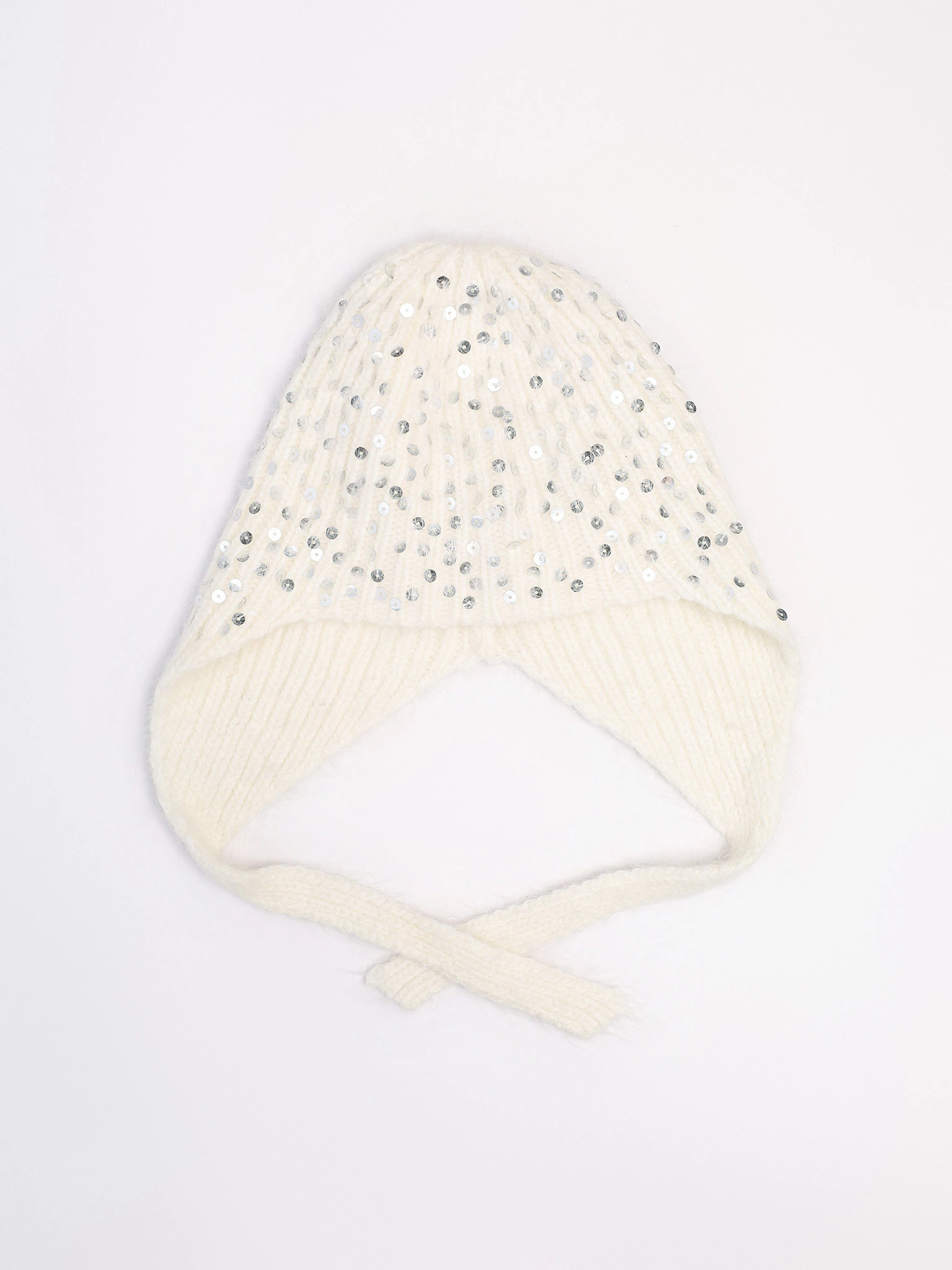 Шапка-ушанка с пайетками в ассортименте